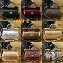 Picture of Dolce Gabbana Handbags _SKUfw198500946fw